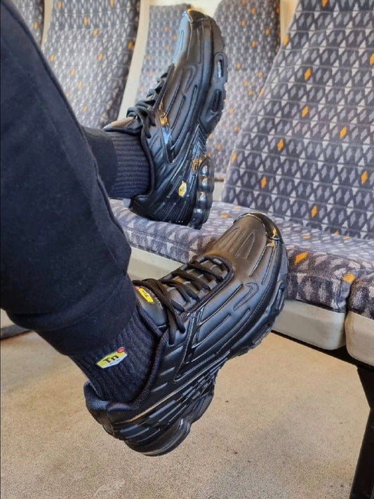 Nike Tuned 3 Black slide